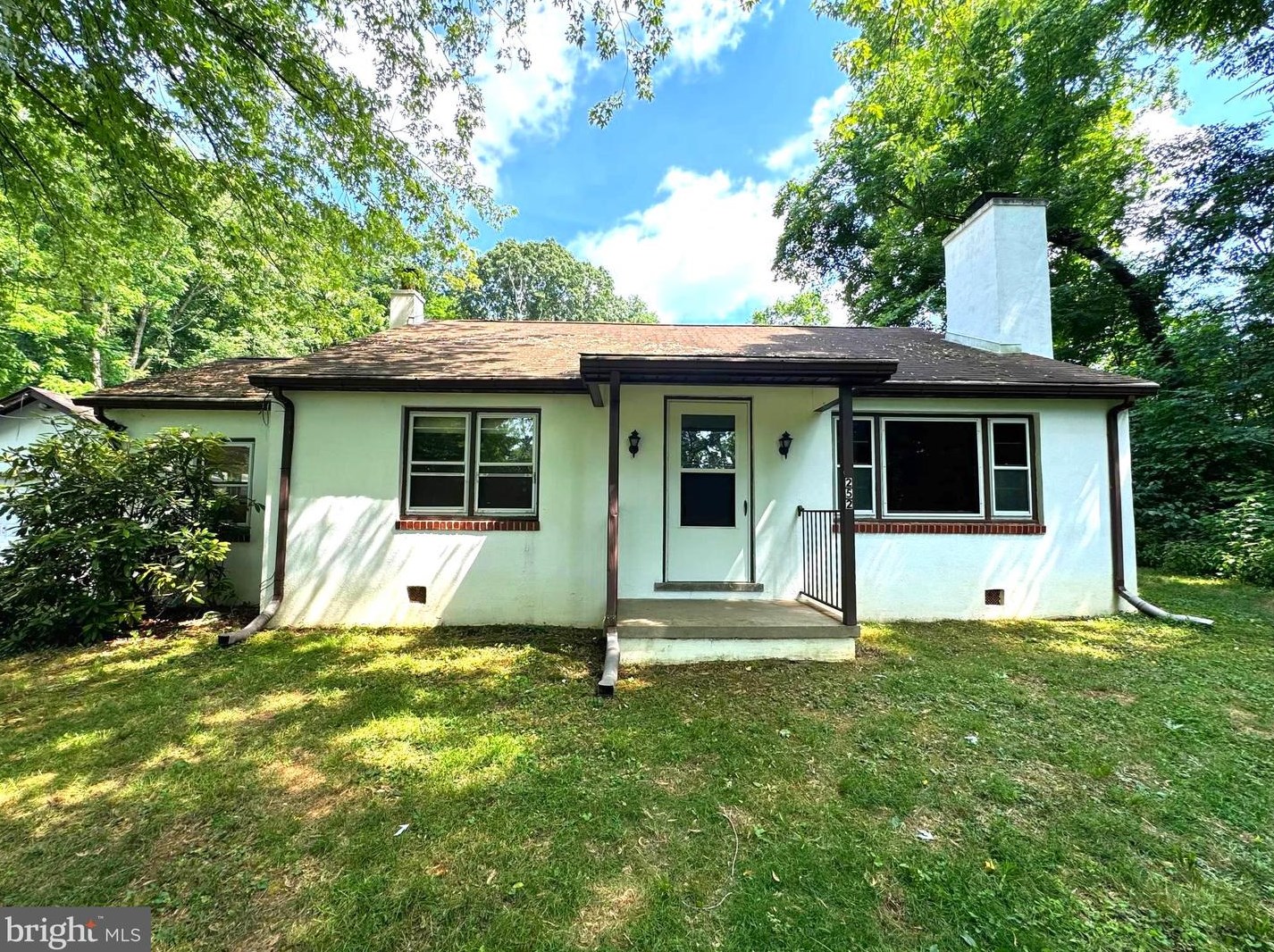 252 Hibernia Rd, Coatesville, PA 19320
