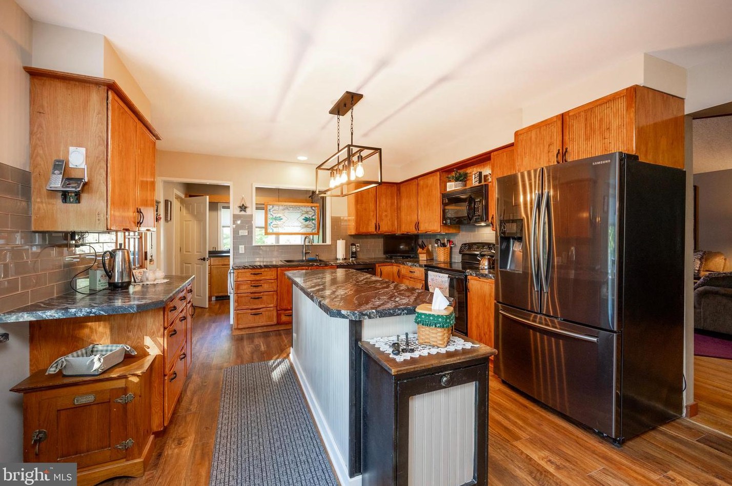 1478 Harvey Ln, Pottstown PA 19465-8232 exterior