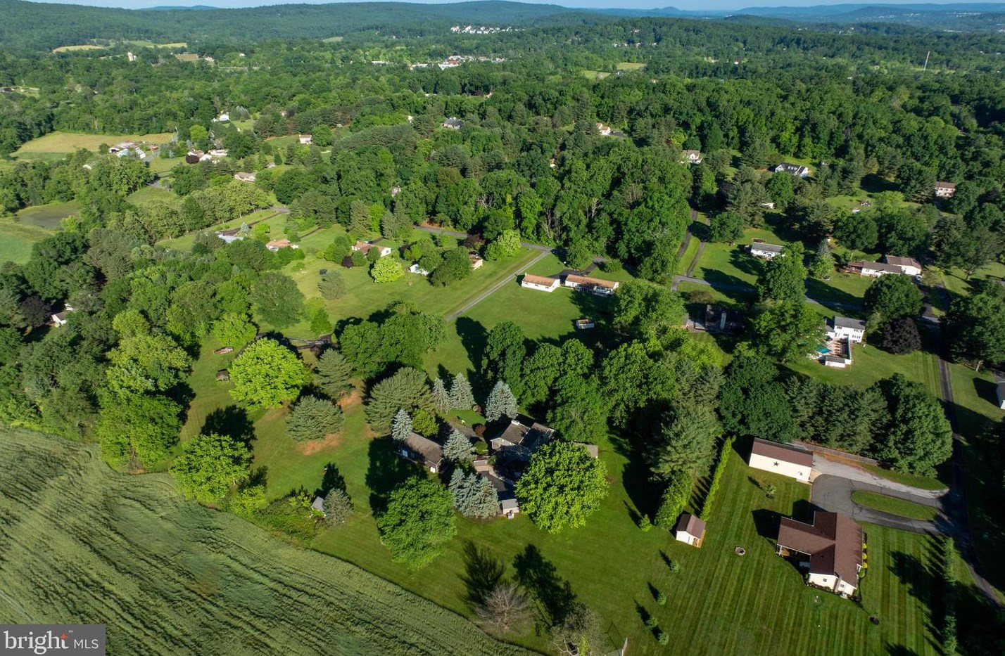 1478 Harvey Ln, Pottstown PA 19465-8232 exterior