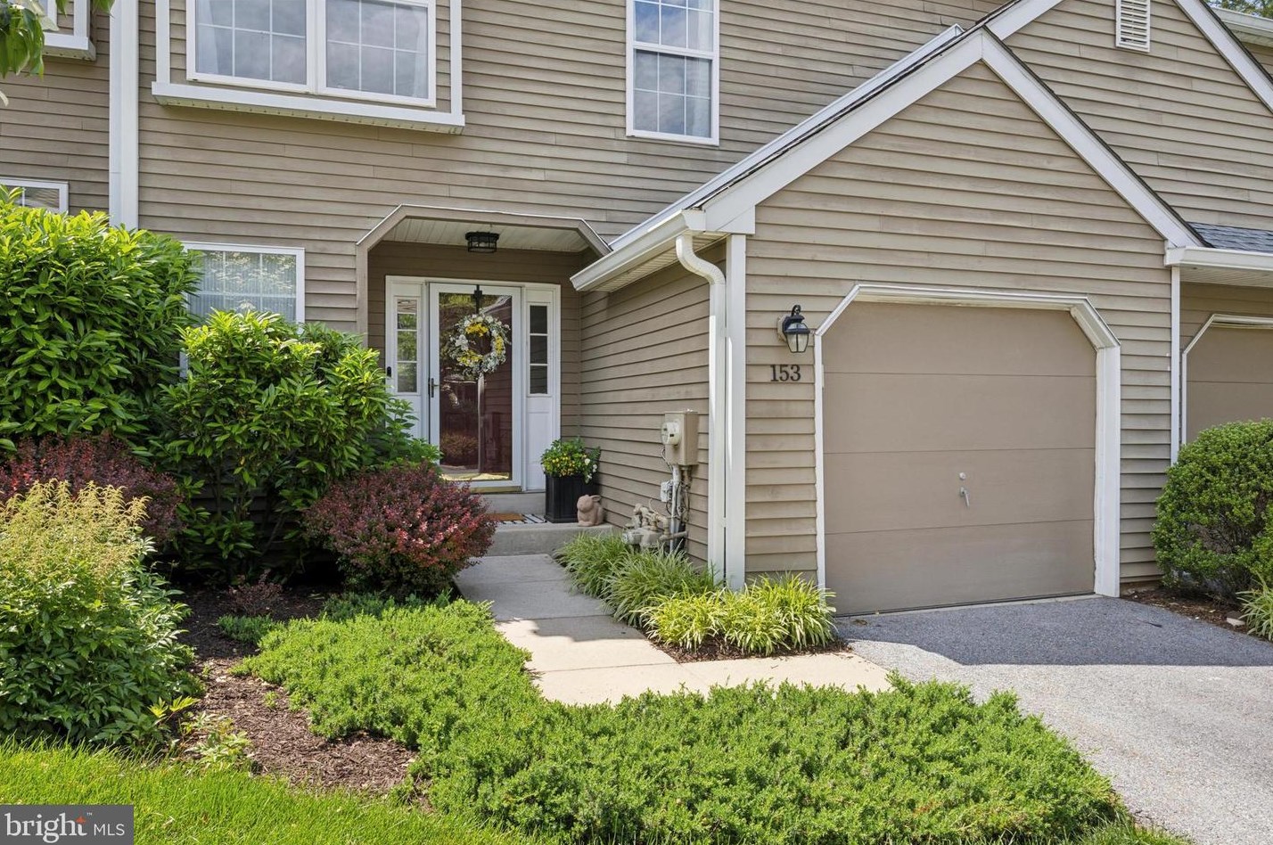 153 Weybridge Dr, Frazer, PA 19355-2168