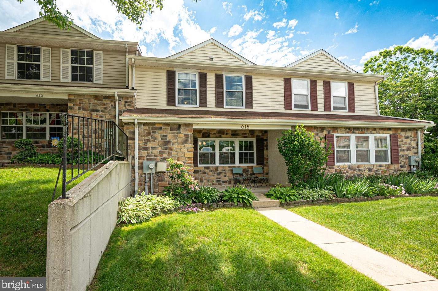 618 Lancaster Ct, Downingtown, PA 19335
