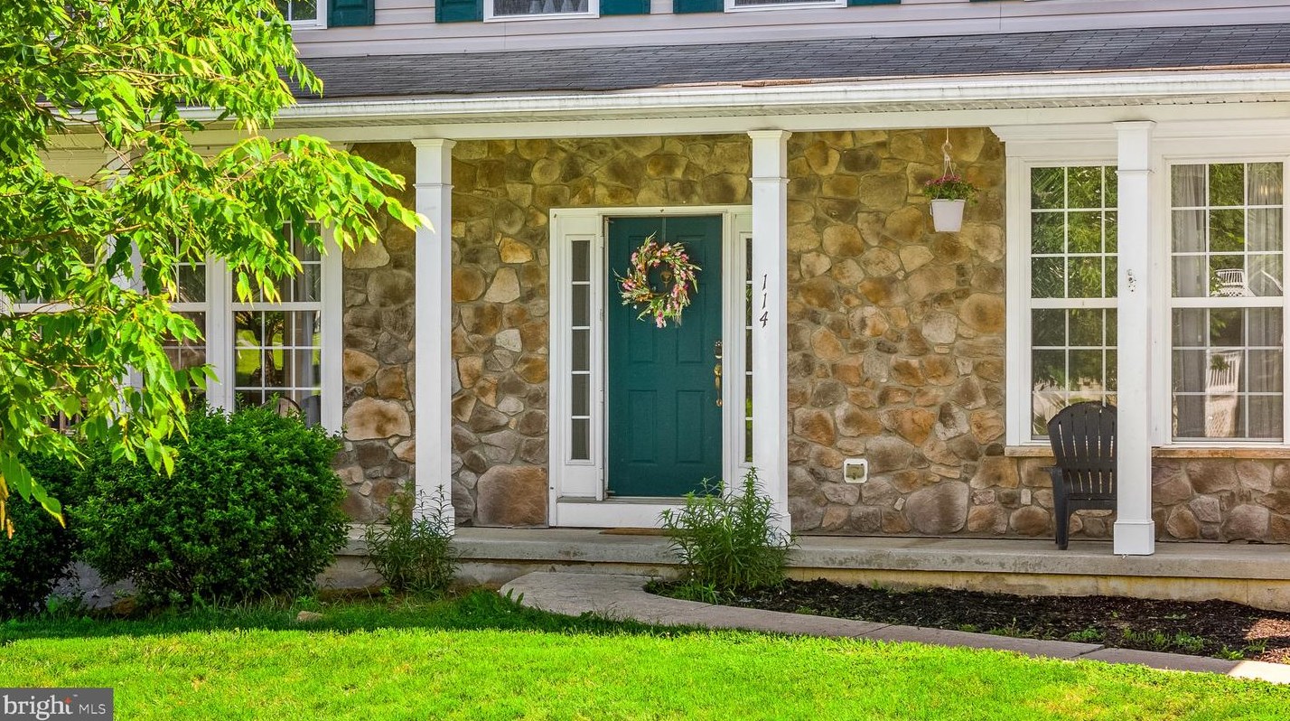 114 Newport Cir, Steelville, PA 19310-1404