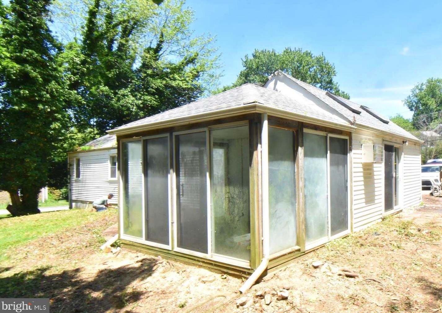 26 Robins Ln, Berwyn, PA 19312-1272