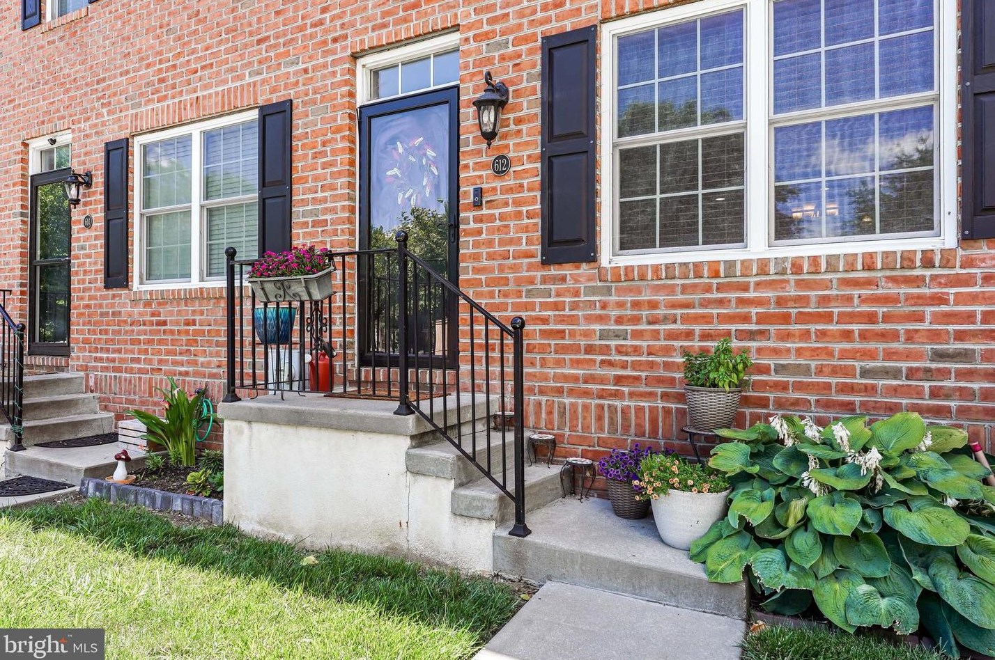 612 Crossing Ct, Kennett Sq, PA 19348