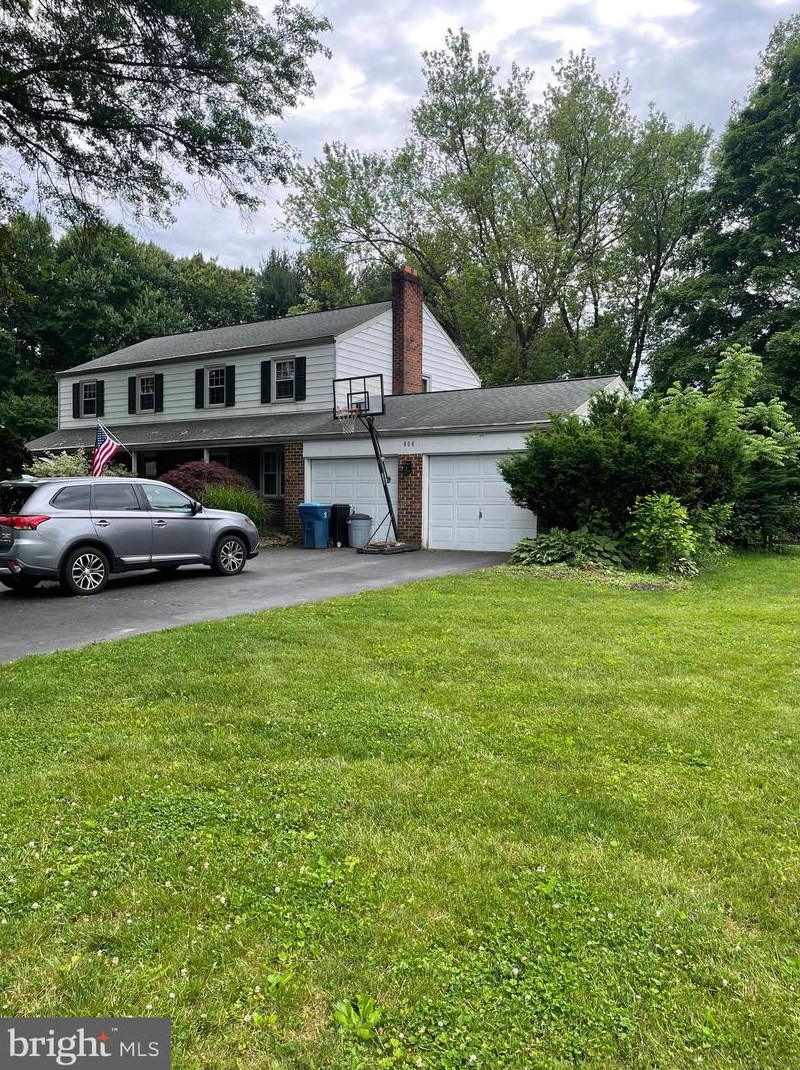 808 Steward Ln, West Chester, PA 19382-5255