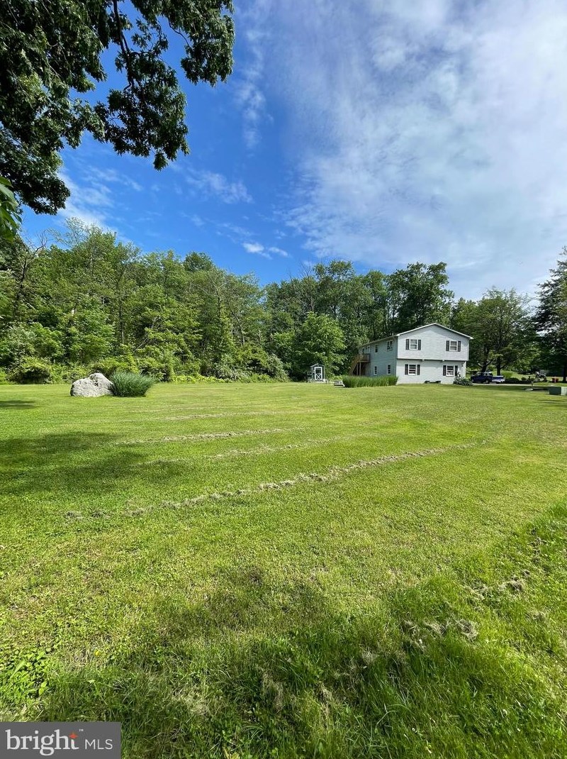 110 Cupola Rd, Honey Brook, PA 19344-9768