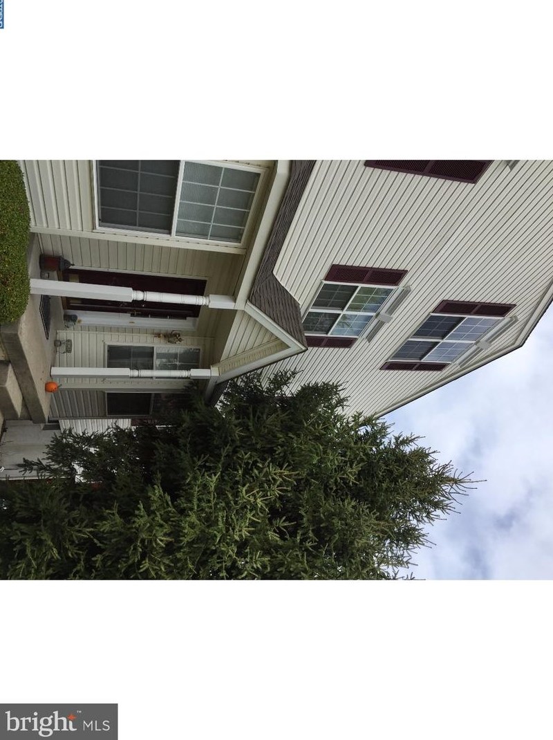 225 Birchwood Dr, West Chester, PA 19380