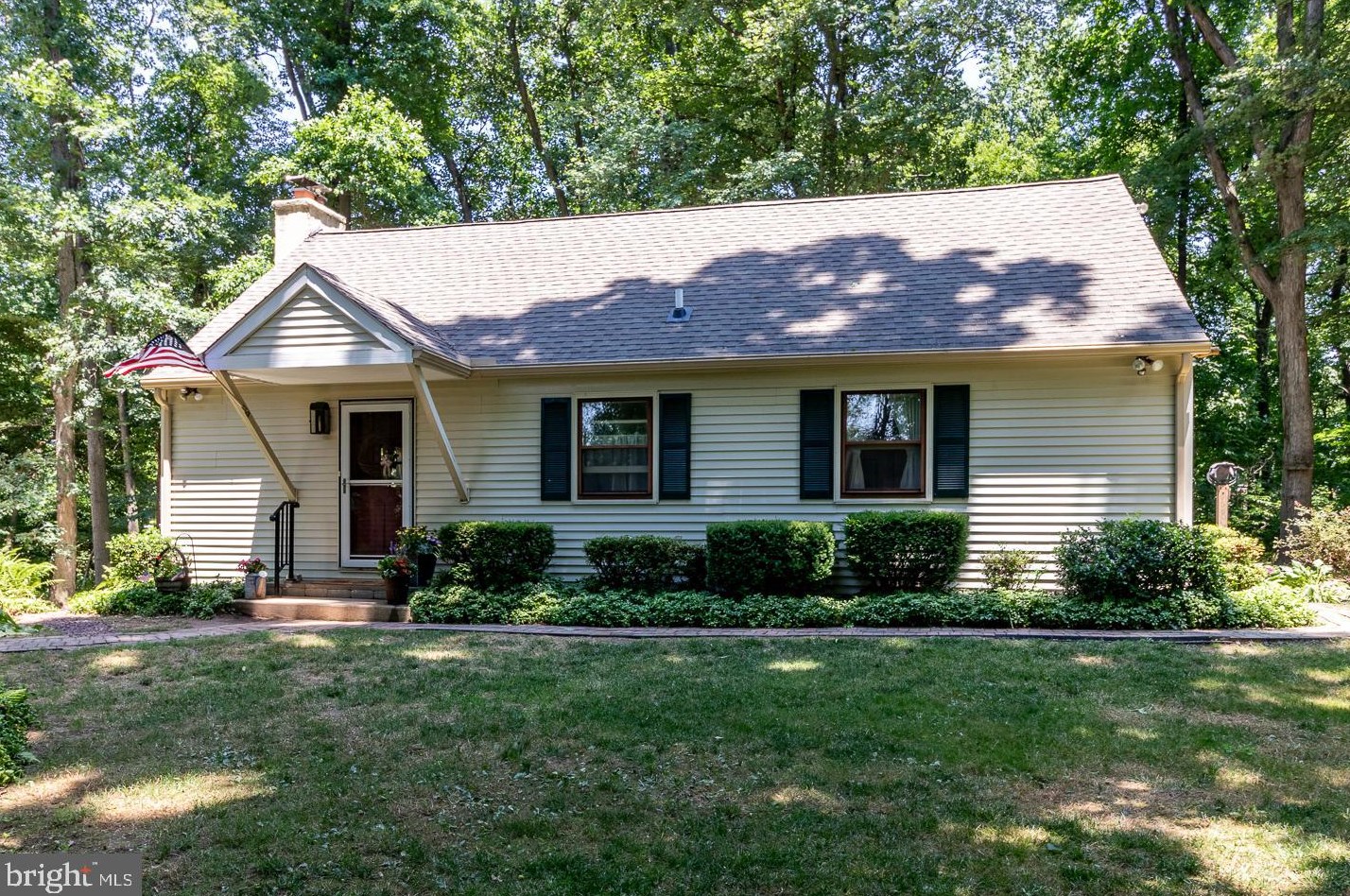 1015 Oxford Rd, New London Township, PA 19352
