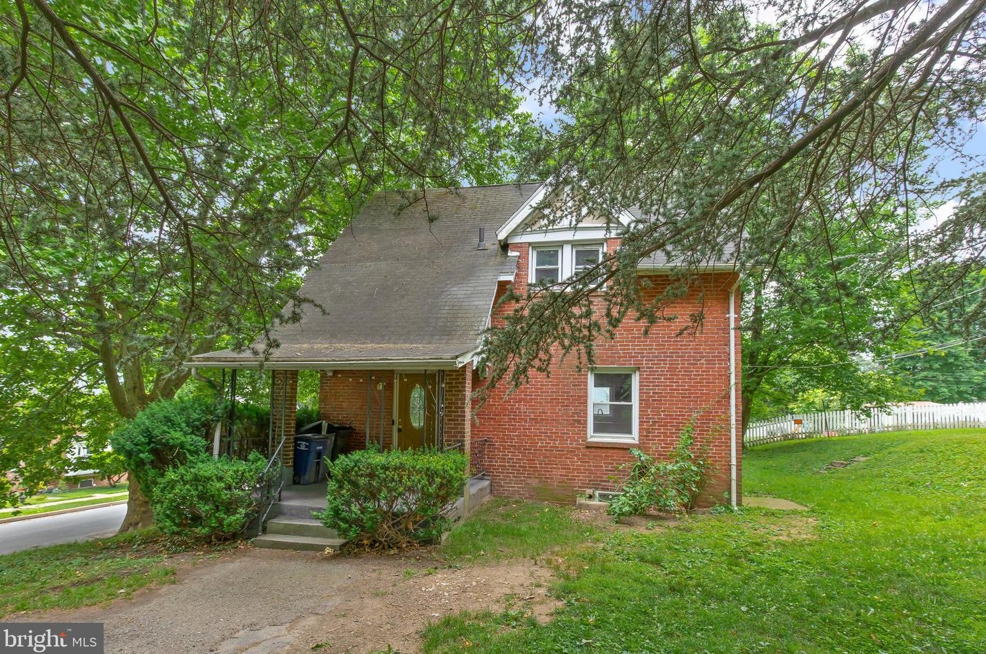 40 Remington Ave, Coatesville, PA 19320