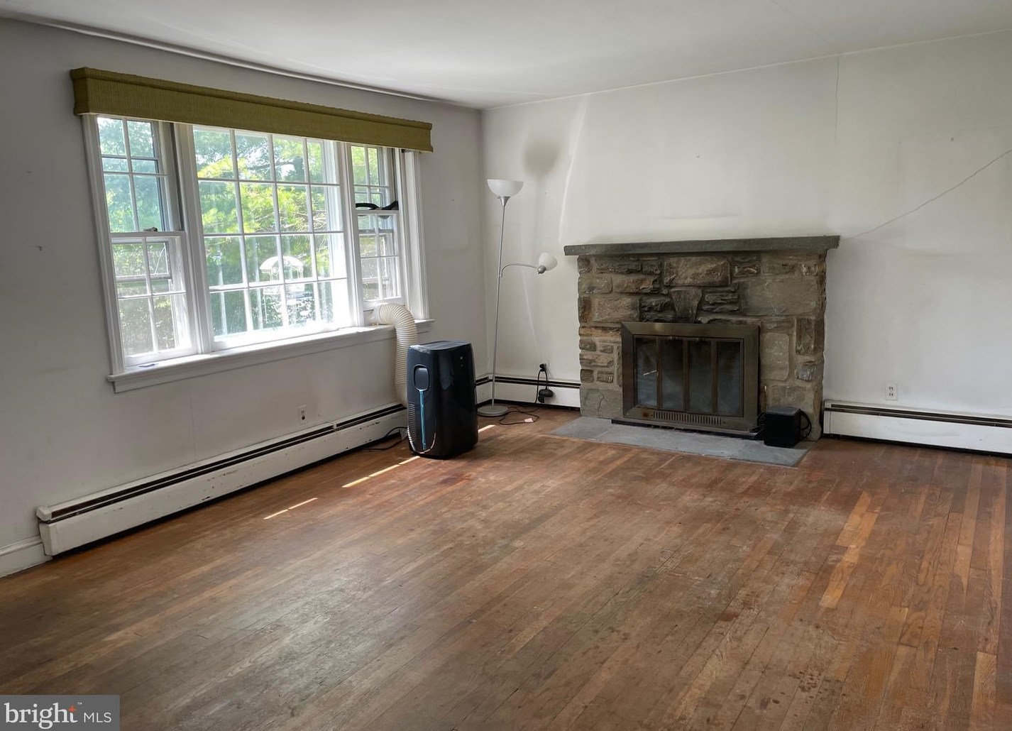 14 Leopard Rd, Paoli, PA 19301