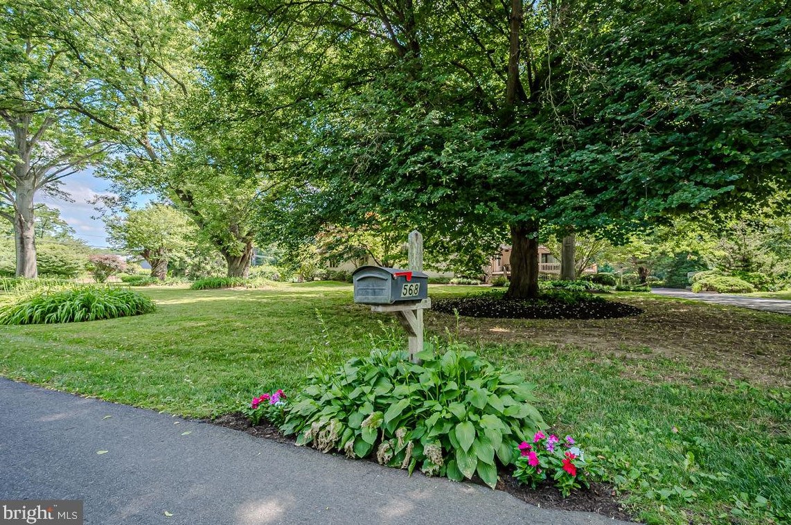 568 Huntsman Path, Kennett Sq, PA 19348