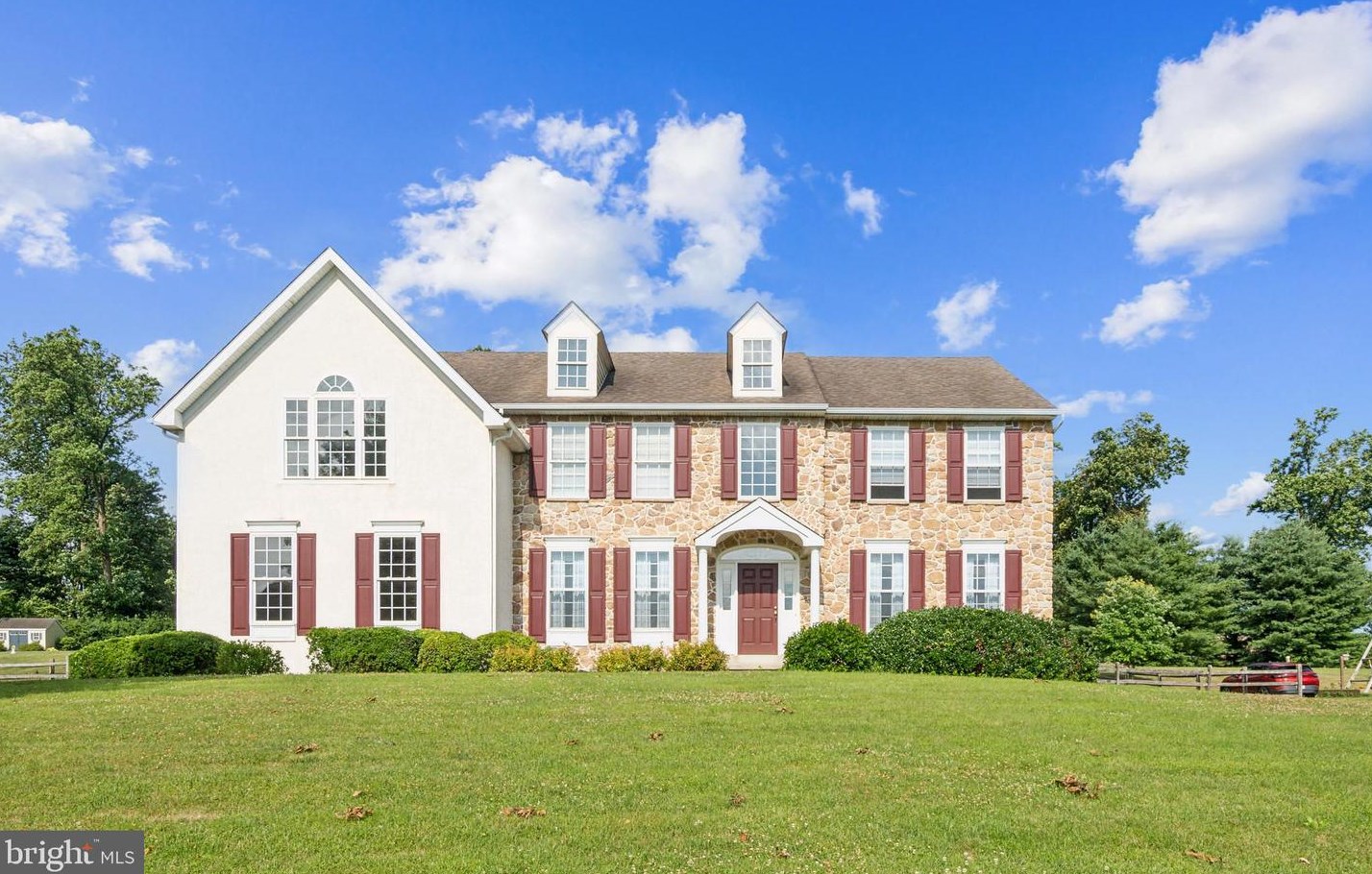 420 Buttonwood Ln, Oxford, PA 19363