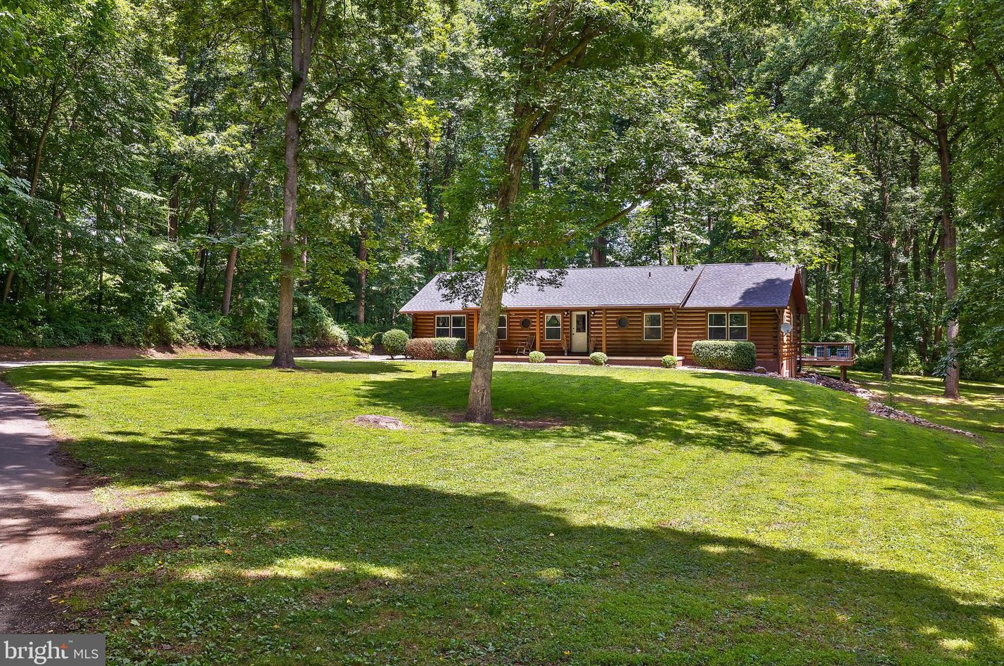 144 Church Rd, New London Township, PA 19352