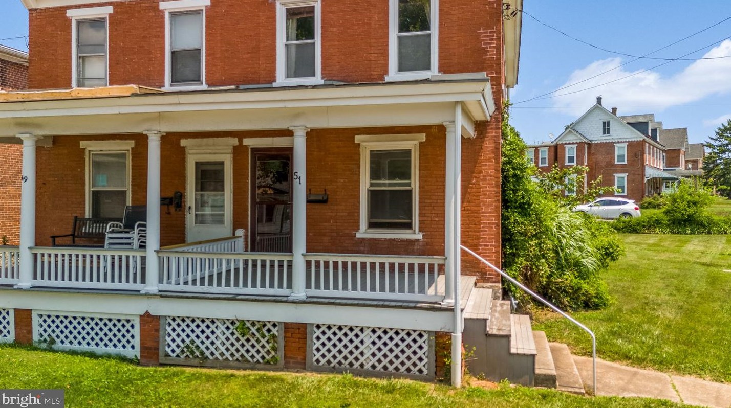 51 S 5th St, Oxford, PA 19363