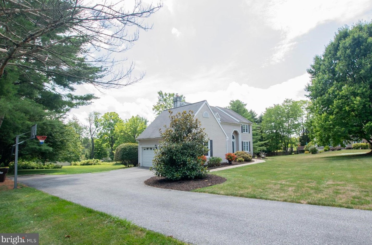 503 Pickering Cir, Chester Springs, PA 19425