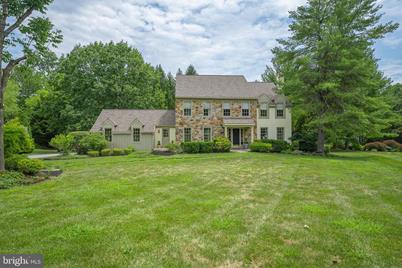 202 Hedgemere Drive, Devon, PA 19333 - Photo 1