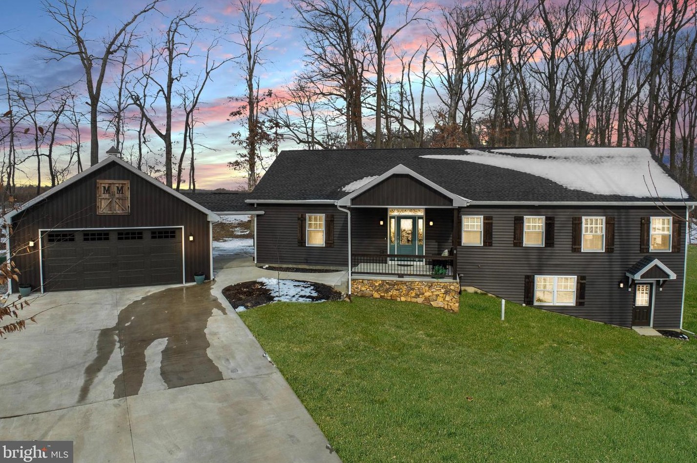 951 Bailey Rd, Downingtown, PA 19372-1202