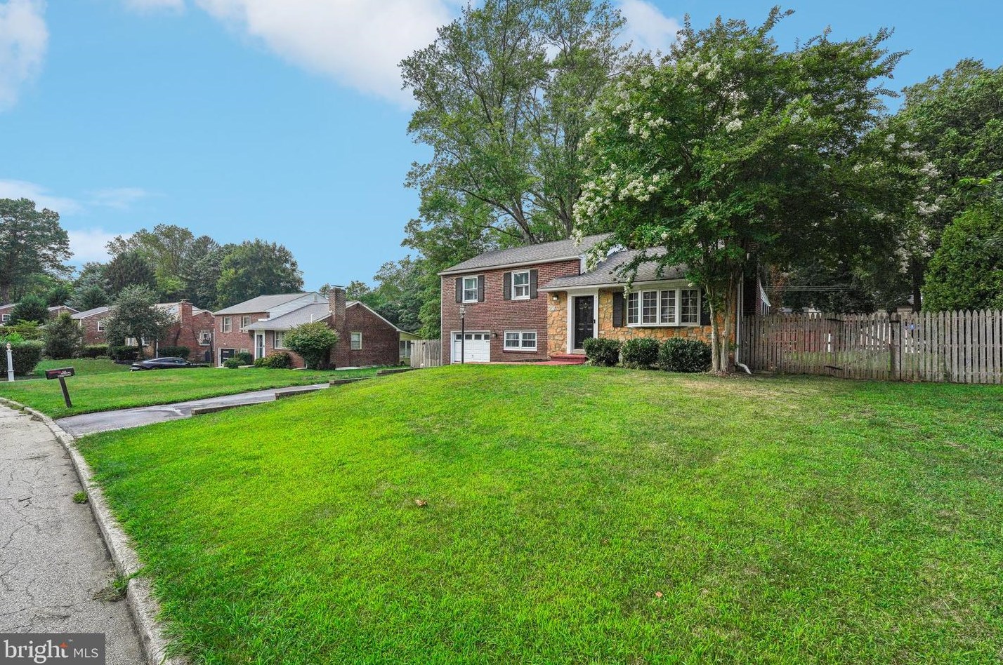 313 Spencer Rd, Devon, PA 19333