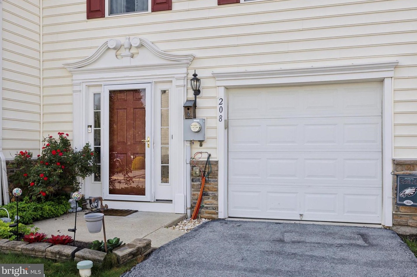 208 Bardel Dr, Coatesville, PA 19320