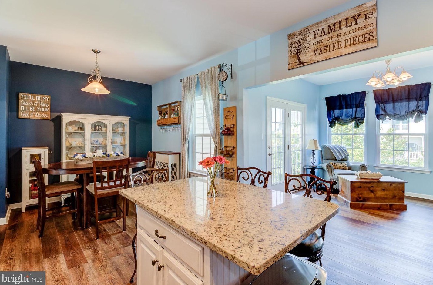 27 Tuxford Ln, Coatesville, PA 19320