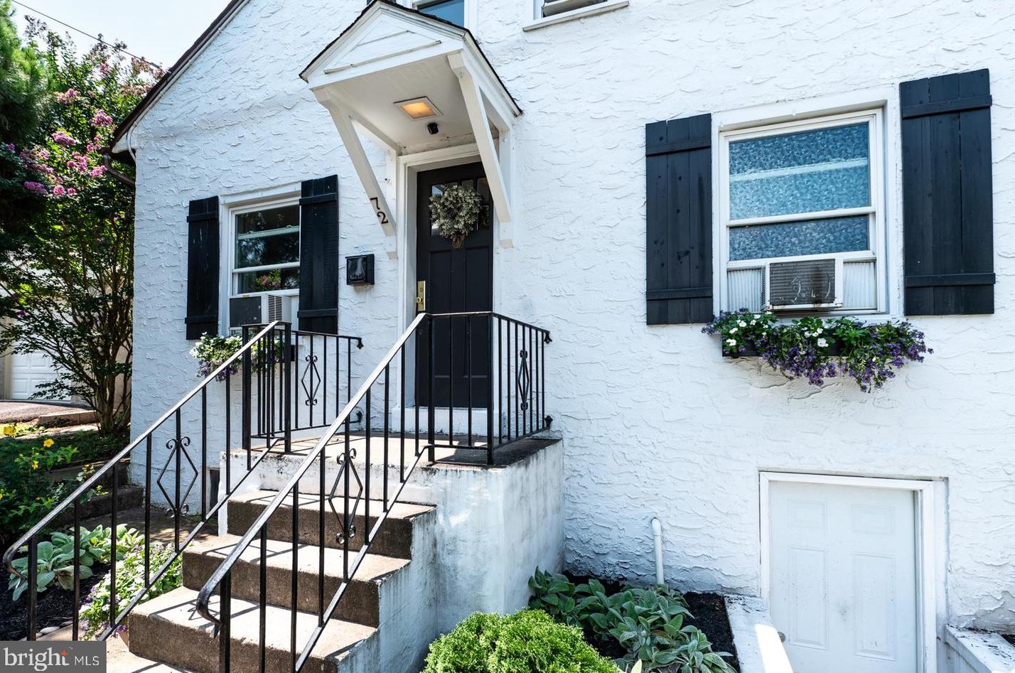 72 Central Ave, Spring City, PA 19475