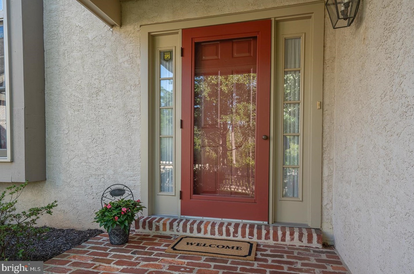 443 Chandlee Dr, Berwyn, PA 19312