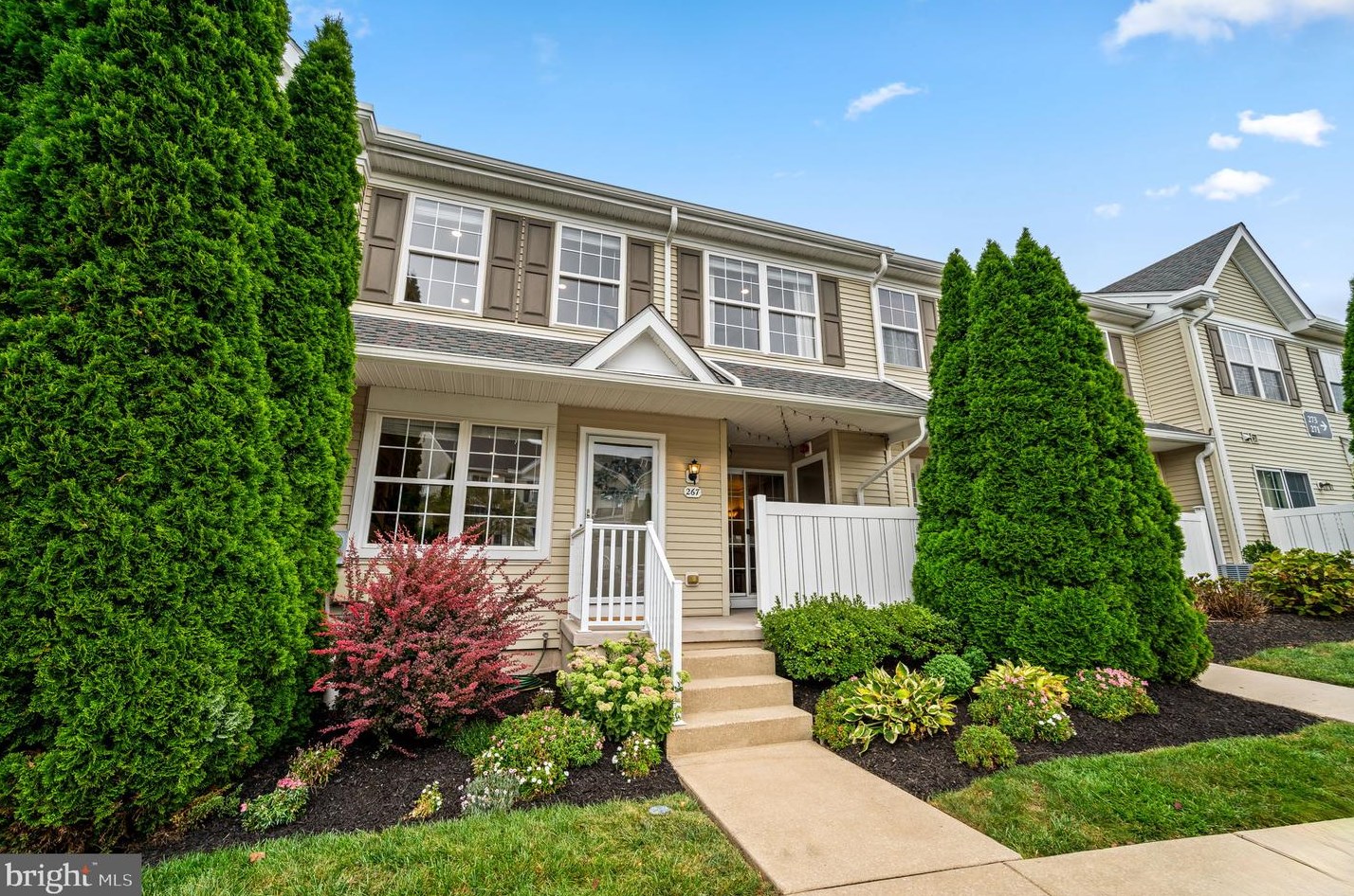 267 Flagstone Rd, Chester Springs, PA 19425