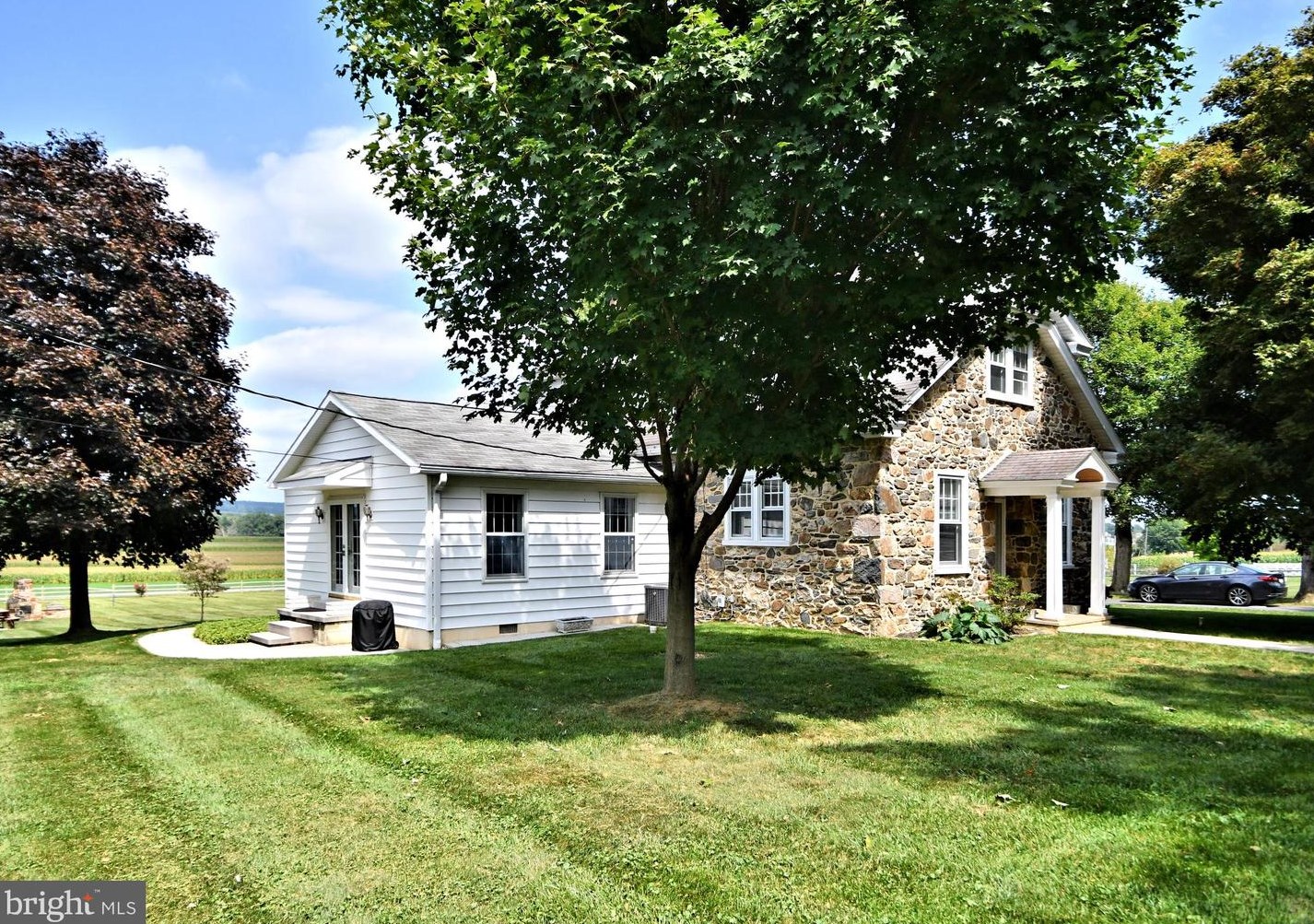 85 North St, Honey Brook, PA 19344