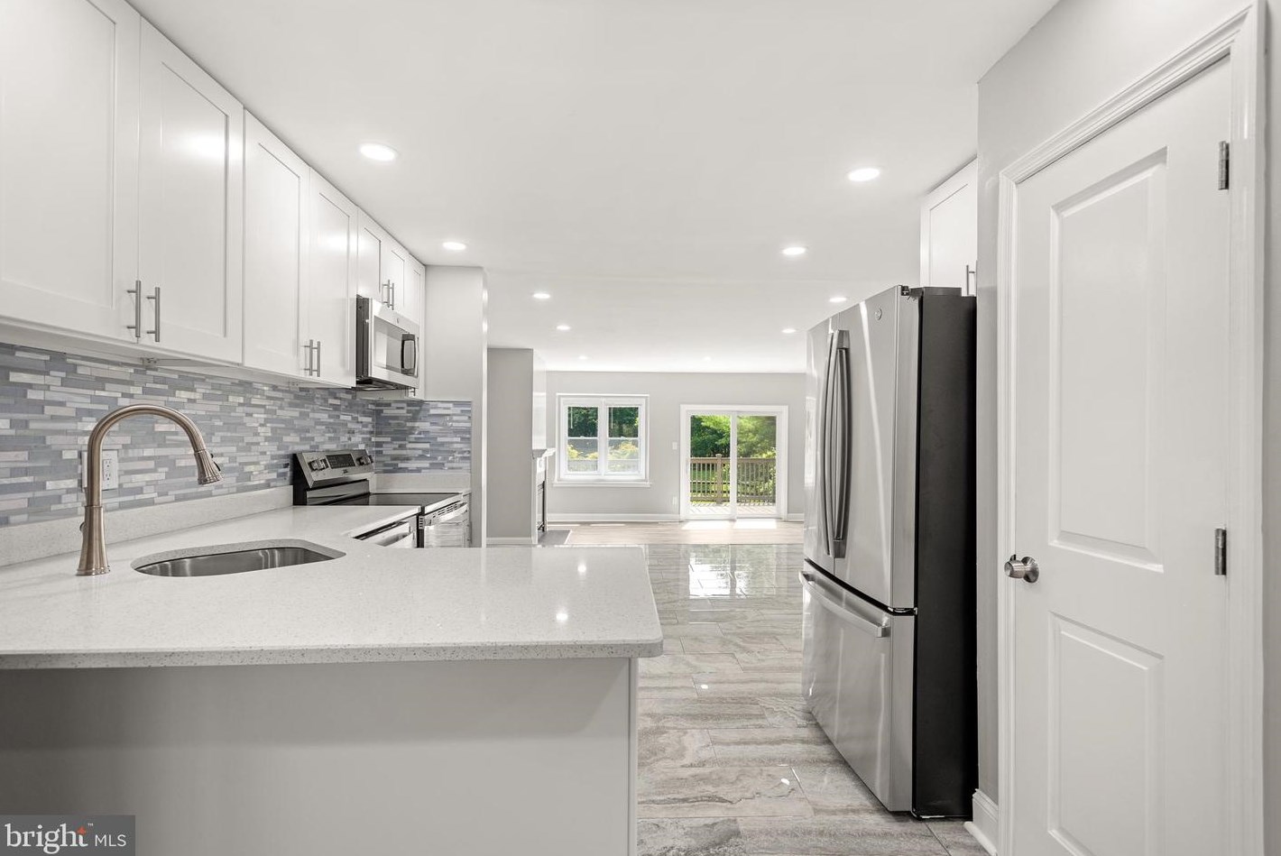 3709 Davis Ct, Chester Springs, PA 19425