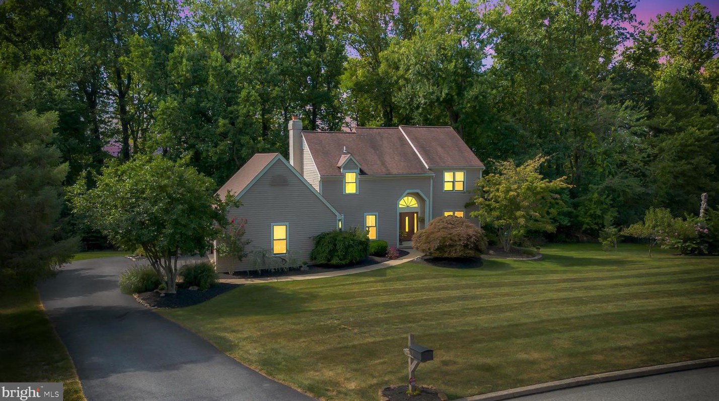 93 Stonehedge Dr, Glenmoore, PA 19343