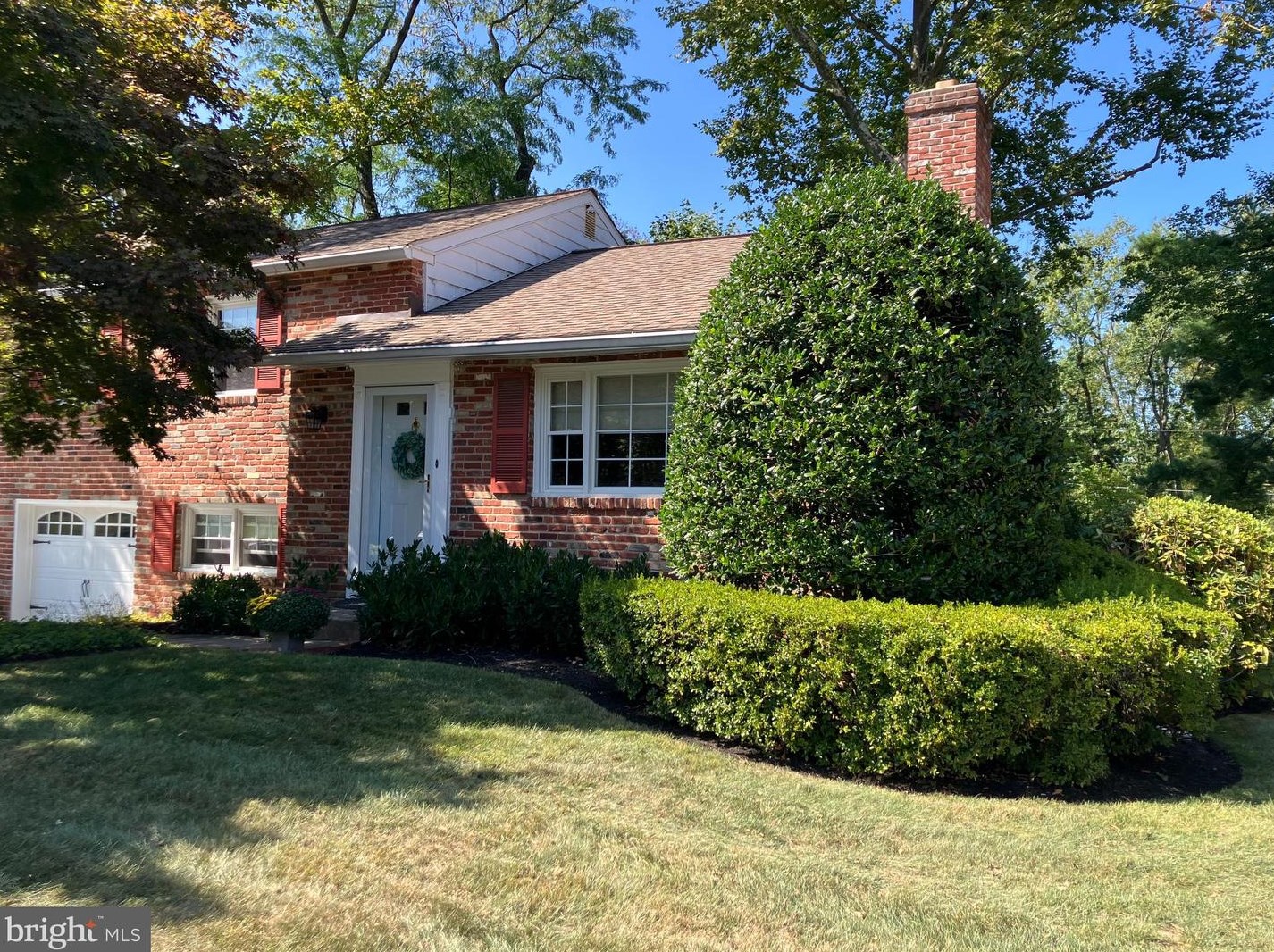 319 Landsende Rd, Devon, PA 19333