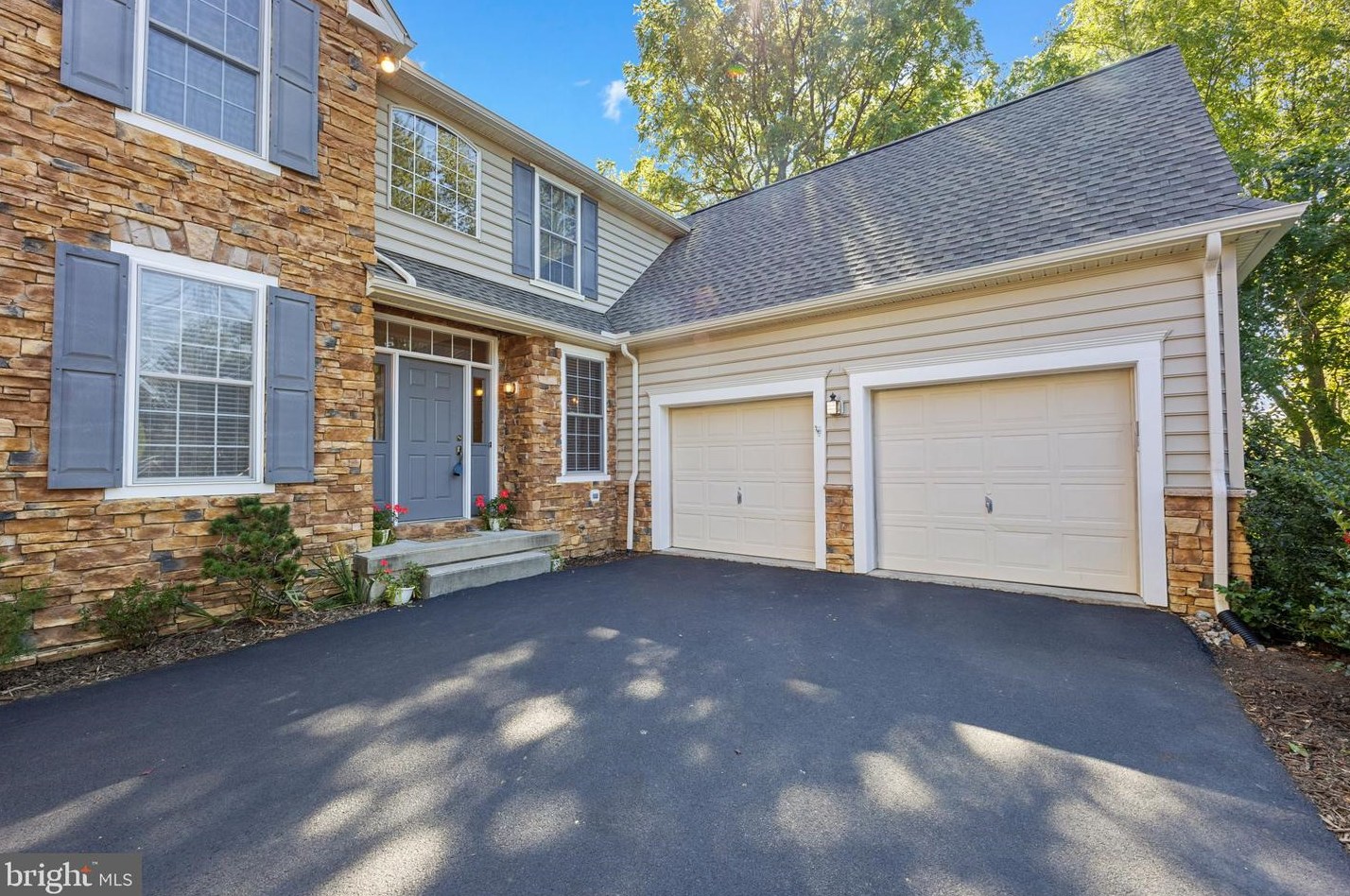 102 Cypress Point, Avondale, PA 19311
