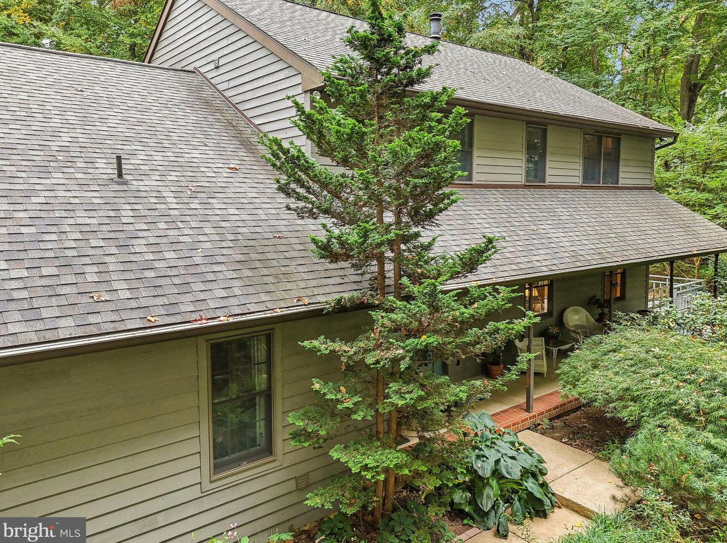 1076 Kings Row Rd, Oxford, PA 19363