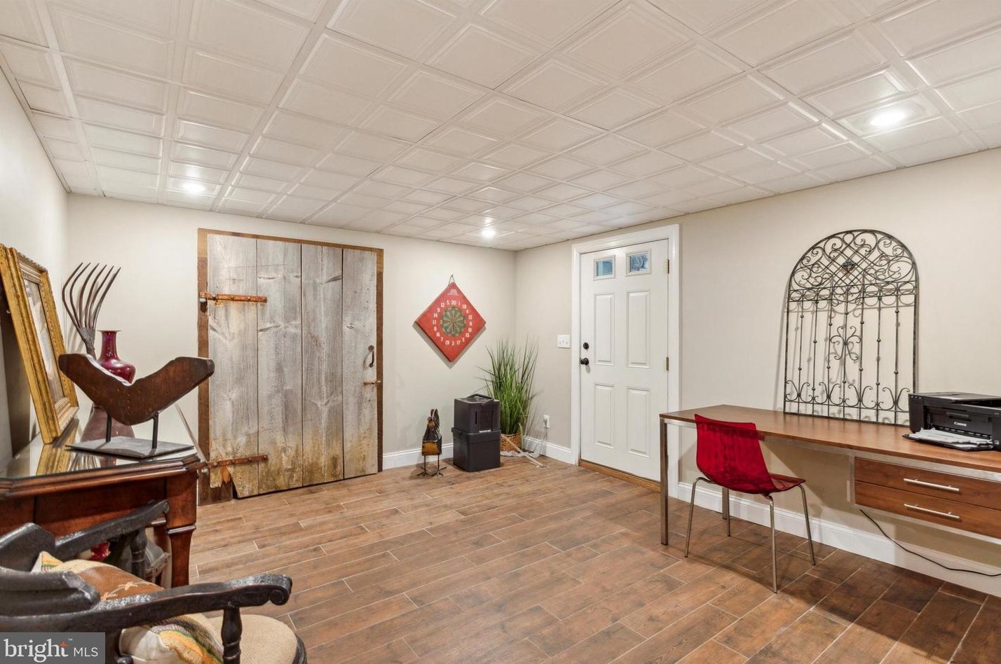 715 Vly Frg Rd, Devon PA 19333-1308 exterior