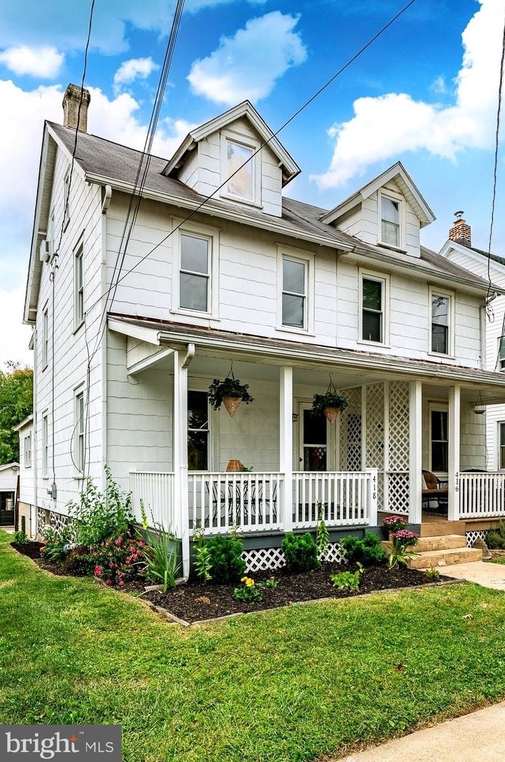 418 Center St, Kennett Sq, PA 19348