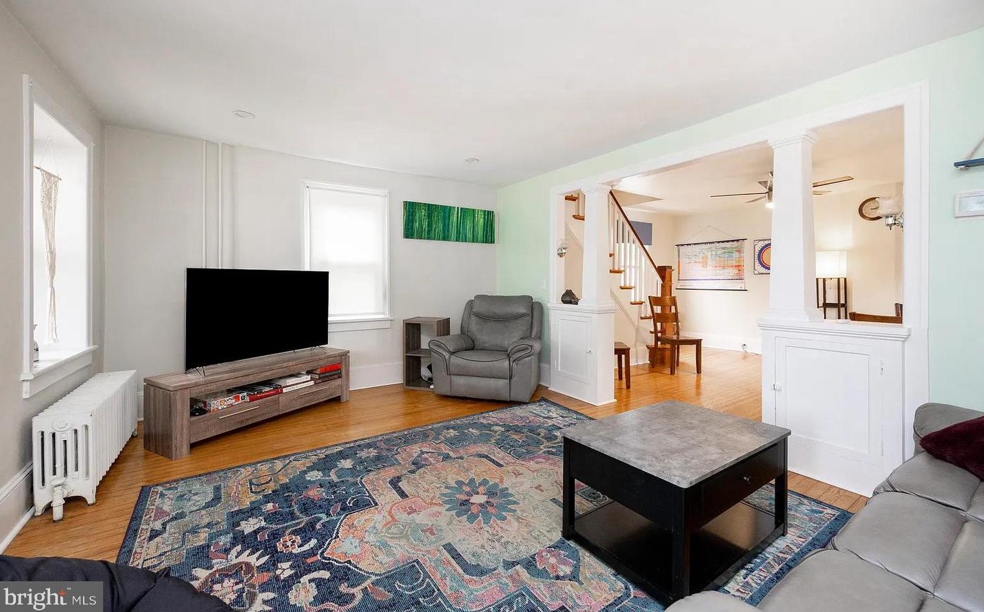 115 Dayton St, Phoenixville, PA 19460-3242