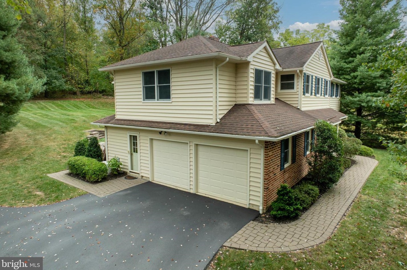 604 Brainerd Pl, Exton PA 19341-1907 exterior