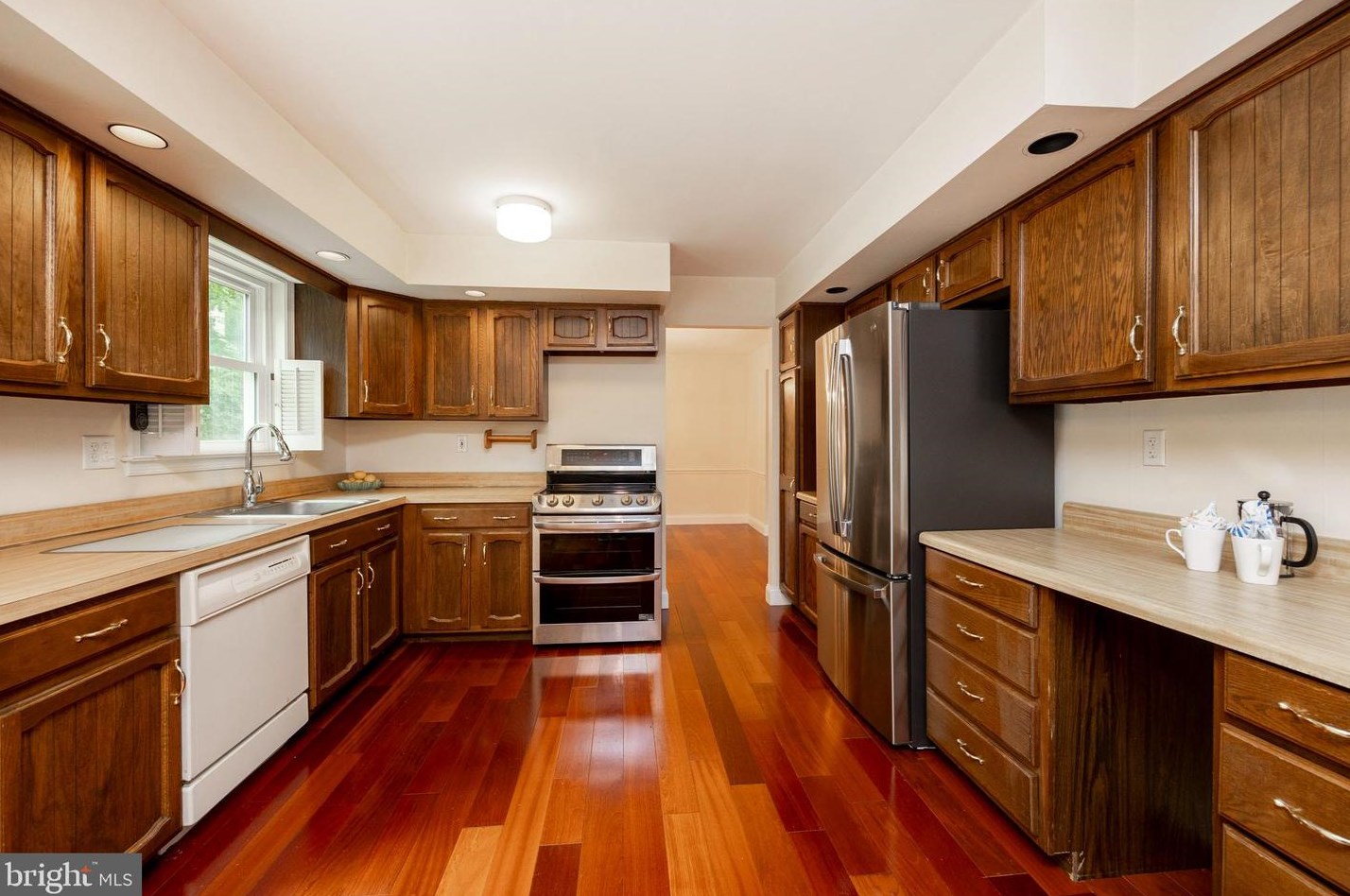 604 Brainerd Pl, Exton PA 19341-1907 exterior