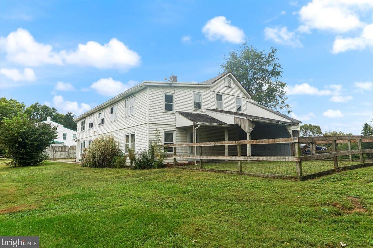 177 New Garden Rd, Avondale, PA 19311