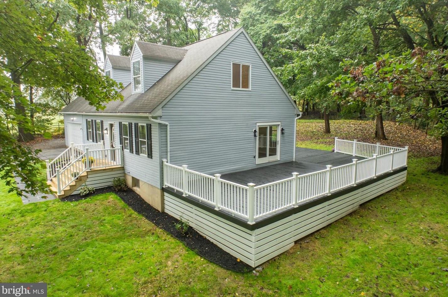 180 Maranatha Dr, Coatesville, PA 19320