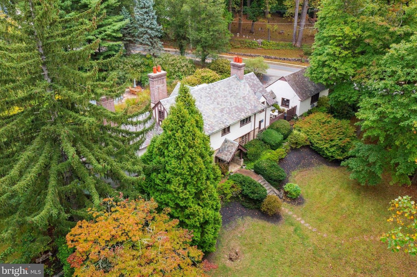443 Homestead Rd, Wayne, PA 19087