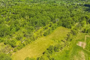 2585 Charlestown Rd, Phoenixville, PA 19460 - Photo 30