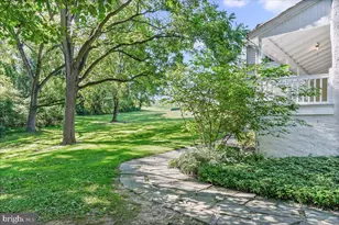 72 E Highland Rd, Parkesburg, PA 19365 - Photo 2