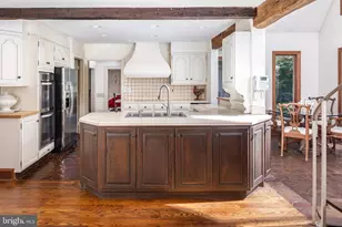 8 Fox Chase Rd, Malvern, PA 19355 - Photo 14