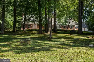 8 Fox Chase Rd, Malvern, PA 19355 - Photo 2