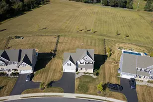 6 Vinebury Ln, East Fallowfield Township, PA 19320 - Photo 2