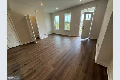 733 Platinum Drive, Phoenixville, PA 19460 - Photo 2