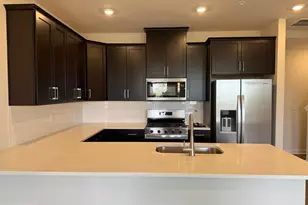 733 Platinum Dr, Phoenixville, PA 19460 - Photo 4