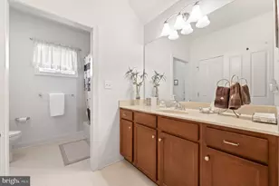 1067 Balfour Cir, Phoenixville, PA 19460 - Photo 38