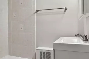 888 Woodlawn Ave, Phoenixville, PA 19460 - Photo 8